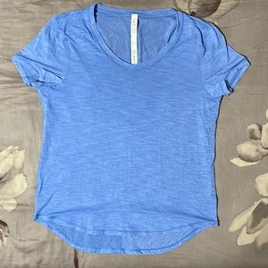 Lululemon Blue short sleeve t shirt tee Sz 4